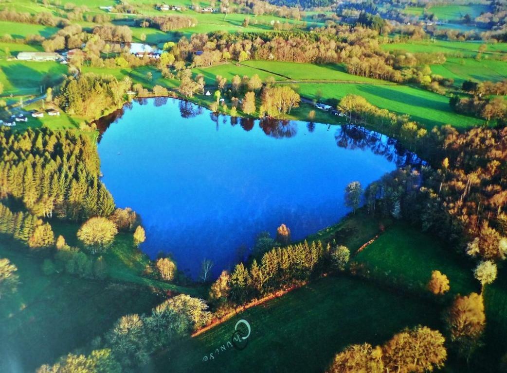 Domaine Du Balbuzard Hotell Condat-en-Combraille Eksteriør bilde